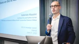51874026.mazzini.jpg