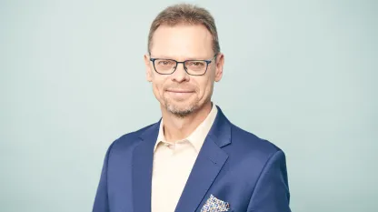Marcin_Szumowski_Molecure.jpg