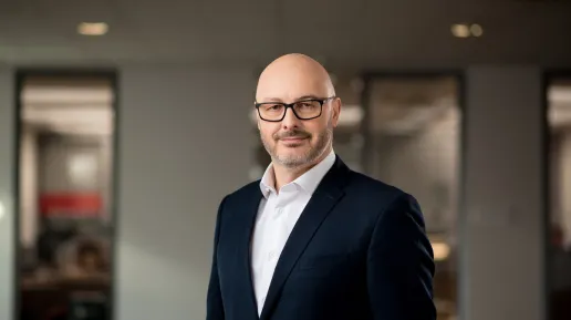 Maciej_Wyczesany_Apator.jpg