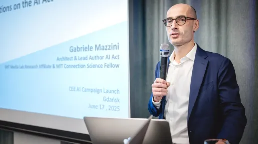 51874026.mazzini.jpg